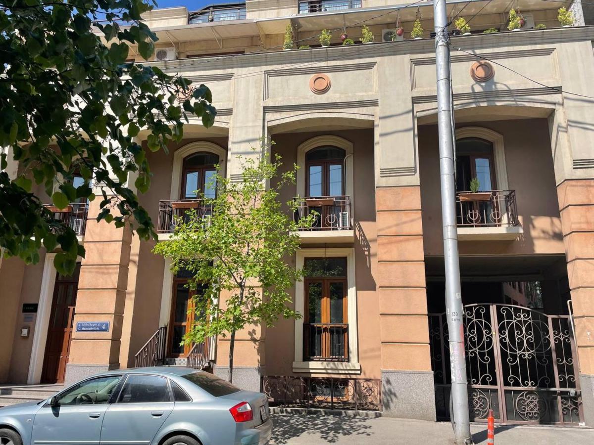 Siqvaruli Tbilisi Eksteriør bilde
